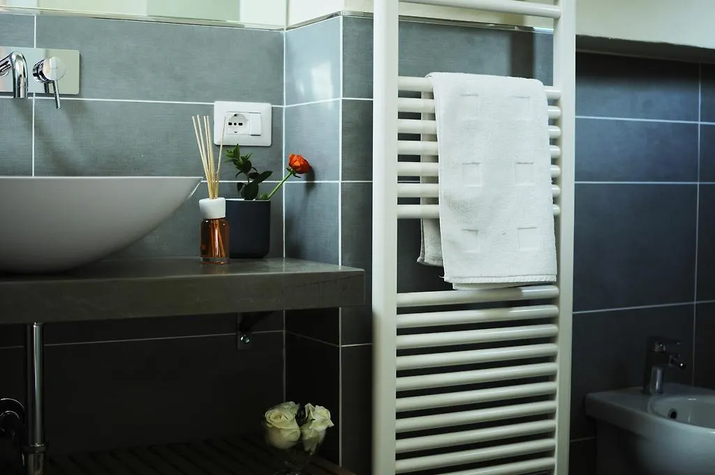 B&B Isola D'Arno Florence Bed & Breakfast